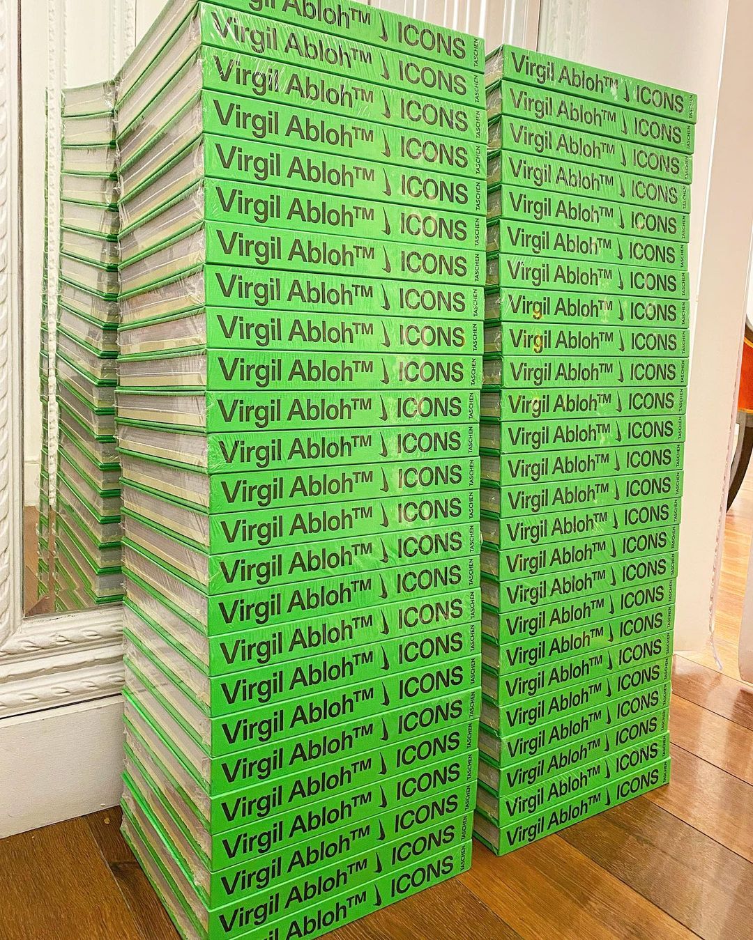 Virgil Abloh: ICONS (Taschen) - Fonts In Use Virgil Abloh: ICONS (Taschen) - Fonts In Use